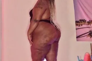 Big Booty Ebony BBW photo 2