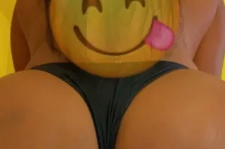 Latina photo 3
