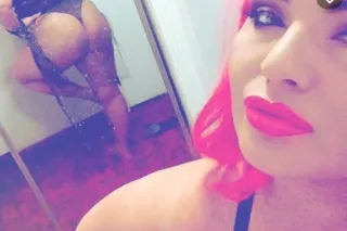 TOUCH ME TUESDAY😈 photo 4