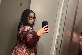 ill be available starting Wednesday text me to book then💕let a bbw with a wet ass pussy ride and cum on that dick 420 friendly lets smoke and slut each other ouf after👅😩 photo 2