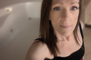 Sexy Sarah wants to Satisfy you ♡ photo 6
