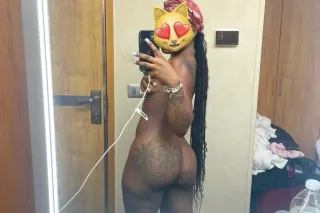 BRAT DOLL ASS PHAT AND READY TO GO photo 2