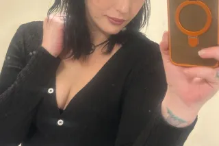 Kinky tattooed sub cant wait to serve you in long beach. Available for OutCalls All Night TONIGHT!