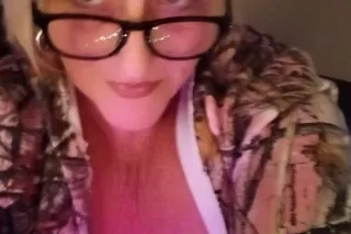 BBW MATURE THICK AS HELL IN CALL HOSTING BY THE CASINO VIDEO CHAT CONTENTROLEPLAY QUEEN 💋💦👅🌟 photo 2