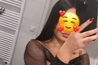 sexy latina photo 1