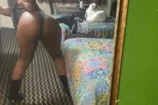 Looking for a Sexy princess and a Naughty Girl all in one-In town for one Day photo 11