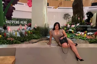 The girl you'll want all to yourself photo 4