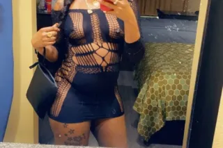 🥰💋 SINGLE SEXY PETITE BLACK SPINNER 🥰💋 READY TO MAKE REGULARS 🛍🙏🏾 photo 2