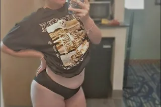 CUM LET ME COOL IT OFF BABY photo 2
