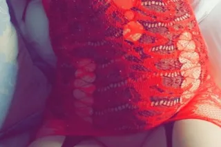 I am here in a nice room all alone. I'm ready to cum and Who wants to fuck around with a wild milf in my birthday Im horny!!! Lets fuck! photo 6