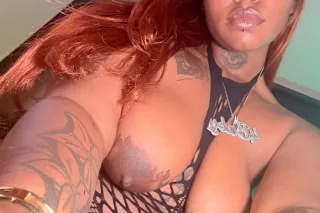 5'5 THICK REDBONE BRACEFACE🍒💦 CarPlay Special👅🫦 photo 9