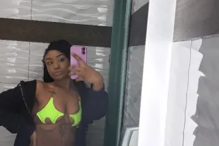 5'4 BUT MY THROAT 6'6 🫦🍦U WANT ME TO CREAM OR SQUIRT FOR U DADDY 💦