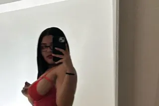 Your sexy, daring and super playful girl😌🍑🍒✅