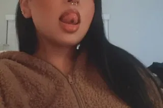 thick freaky latina 😍 $300 OUTCALLS ONLY right now NO CHEAP MEN photo 2