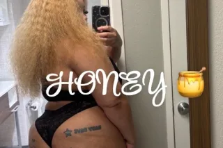 🎀HONEY 🍯 CATCH WHILE I AM NEAR YOU 💦 photo 3