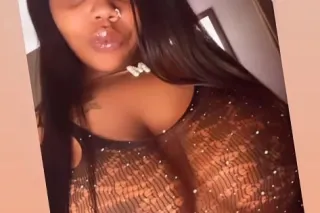 GOOD FAT WET PUSSY! 💦BigBootyExoticSlut😋OUTCALLSONLY!! photo 1