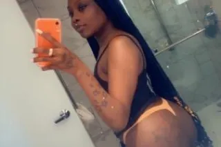 OUTCALLS 2 GIRLS photo 1