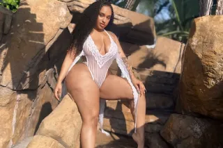Redbone delight 💕 photo 7