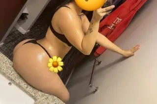 hey baby🍑 available now latina😊💦 photo 1
