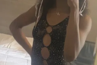 Last Night Cum Get Your Nut💦 In Paris🗼💦💃 photo 3