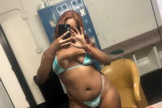 100 % REAL THICK SEXY WET FREAK 🍑 😏😩💦 Let me make you Cum Daddy photo 5