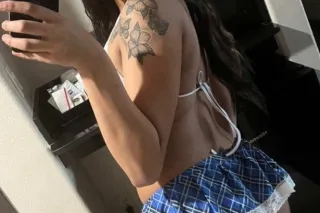 cum get wet N neasty with a sexc latina 💦👅
