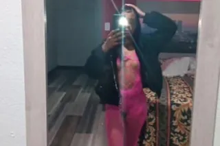 Small petite Freak😩💦 photo 5