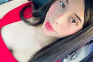 Beautiful and hot honey, young and tight 🍑🤤available 24/7 photo 2