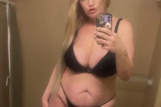 Jade Gypsy Jewels Visiting the Rock Available Tall Super Busty Blonde VIP XXX Adjlt Playmate WLT photo 2