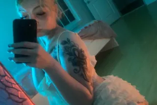 Ms.good pussy photo 4