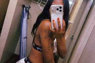 Hi im foxxy !!! Leaving today!!! photo 1