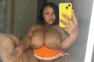 I LOOK BETTER THAN HER ☝🏽 AND HER👇🏽 photo 9