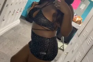where loving nova is Paradise🧚🏻♂🧚🏻♀🫦👄🥵🤩😜 photo 2