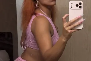 wettttt💦🌊💧tight 😫😝 waay better in person😍