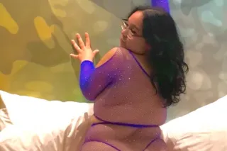 THICK FUN SIZE LATINA WITH FAT ASS ,.. photo 4