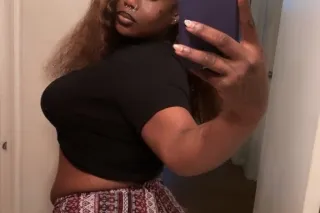 $60 qv 🖤 Located in Vicksburg 🖤MUST COME TO ME