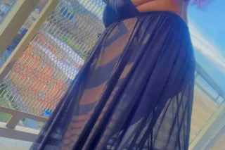 🌸🌹Guaranteed Better 🌸🌹Thicker 💕🍫& WETTER 😩 💦🌊than Her ⬆and Her⬇ 💯 photo 1