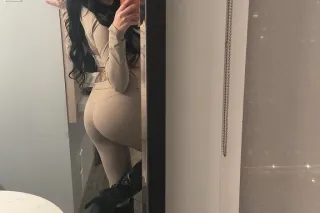 Sexc Latina photo 2