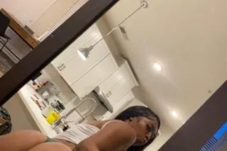 Sexy Brown Stallion😻Wet Tight Pussy💦 Cum & See About Me Babes😘