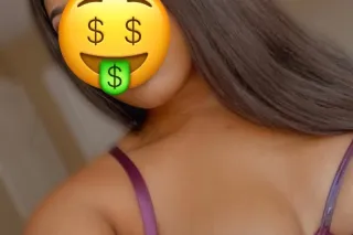 I’m Sensual, seductive, playful, friendly & fun.🥰