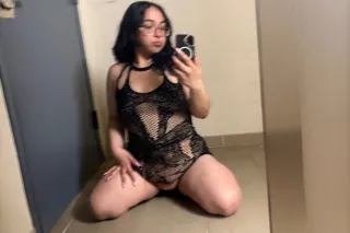dont miss out onna freak photo 5