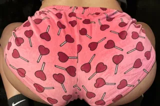 Slim Thick W Fat Ass OUTCALLS ONLY photo 4