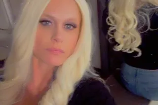 Blonde Barbie photo 6
