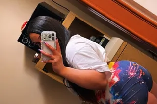 Sexy Latina Wett As The Ocean‼ photo 6