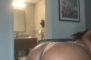 Incall ONLY!!!!! Two girl special! $400 All must ft Verify , Facetime shows are available !! Lo right off highway photo 2