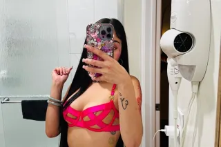 New in Town 💕 limited time! photo 2