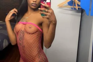 💦ALERT ALERT ALERT COME SEE ME 💦🎉 photo 3