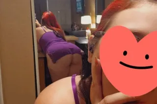 Real Thicc Nympho Milf photo 6