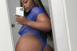 FRIDAY NITE SPECIAL ❗SEXY CHOCOLATE READY TO SQUIRT 😍🍫🍭 AVAILABLE NOW🍫💦❗OUTCALL SPECIALS🍑💦😍 ❗Thick juicy 🍑💦Jamaican Princess 🇯🇲 Available Now ❗ photo 1