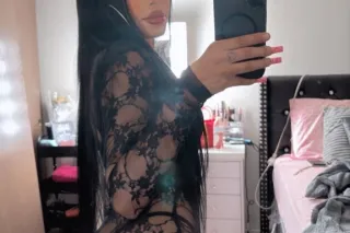 Your Favorite new Petite Latina Babyy in town 💋 💦 photo 4